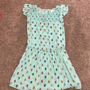 4/5 Cat and Jack owl print dress with smocked neckline. Glitter sleeve
